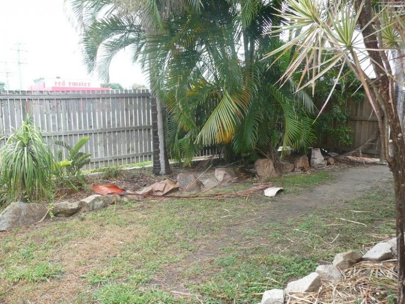 2/51 Leichhardt Street, Bowen QLD 4805