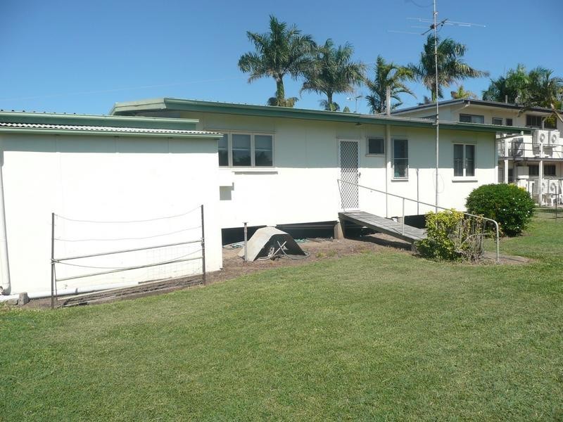 11 Marshall Street, Bowen QLD 4805