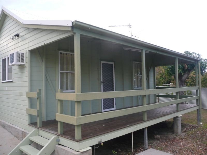 2/10 Mitchell Street, Bowen QLD 4805