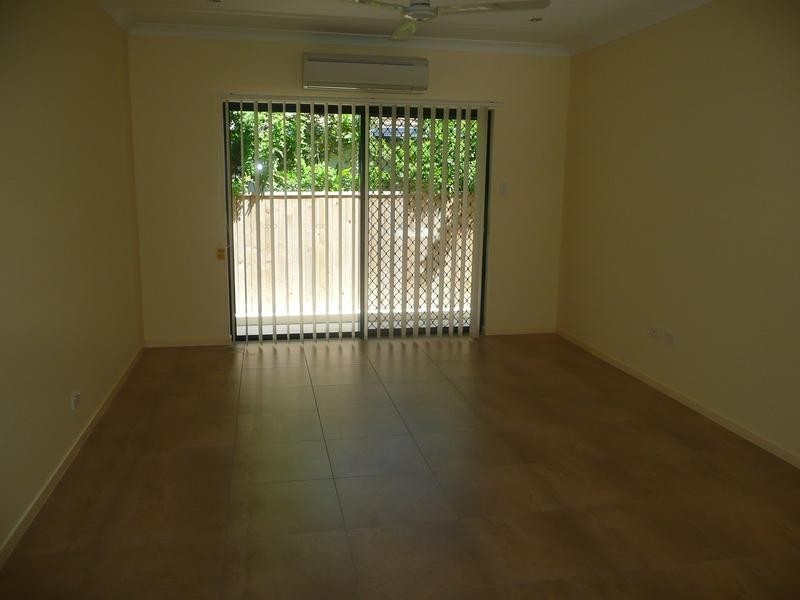 4/56 Murroona Road, Bowen QLD 4805