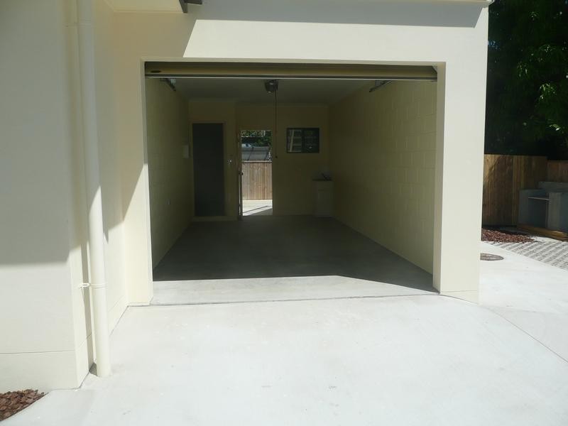 4/56 Murroona Road, Bowen QLD 4805