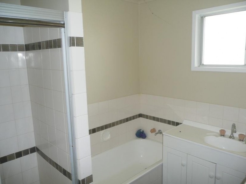 15 Shrubsole Street, Collinsville QLD 4804