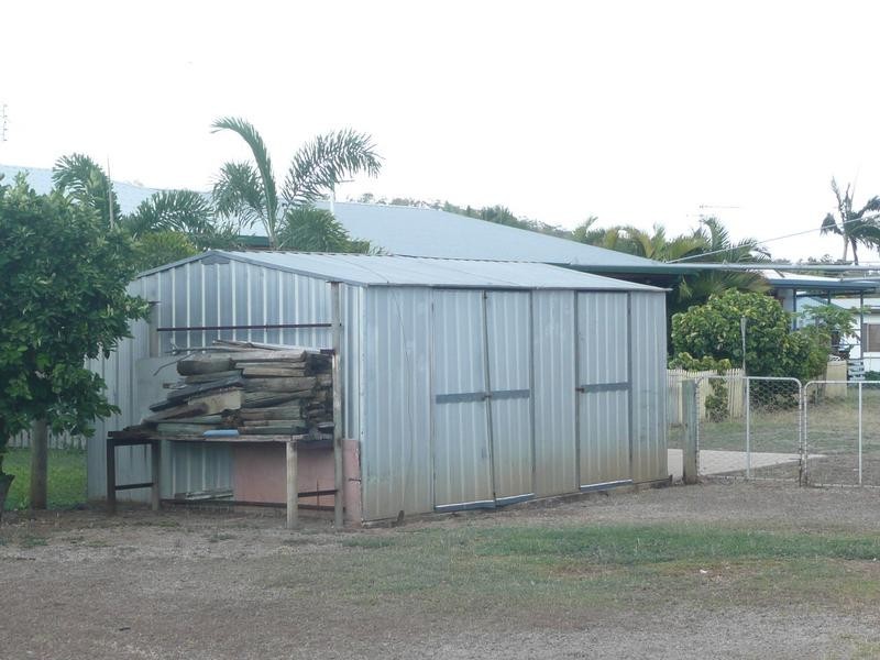 71 Whyte Avenue, Bowen QLD 4805