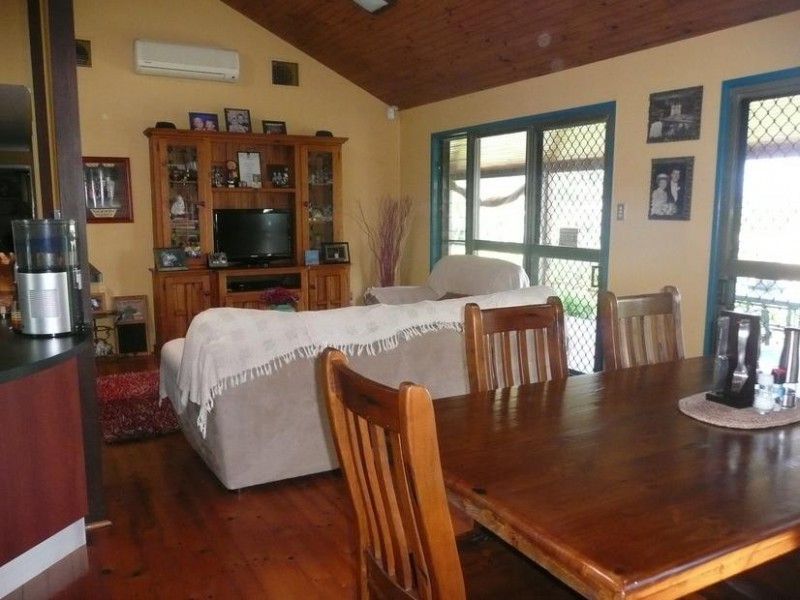 28 Rose Bay Road, Bowen QLD 4805