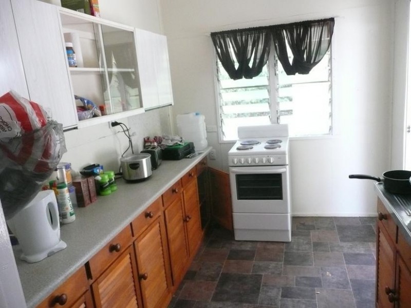73 Golf Links Road, Bowen QLD 4805