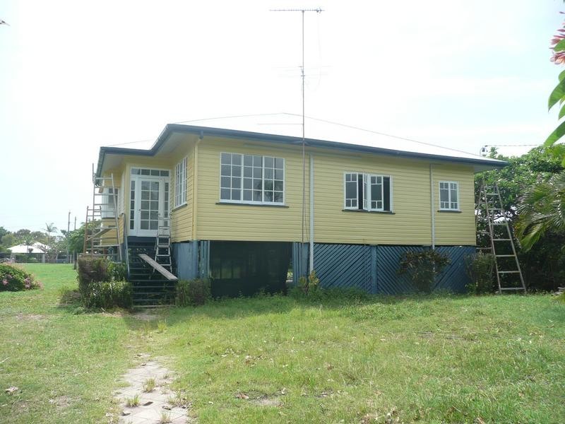 47 The Esplanade, Bowen QLD 4805