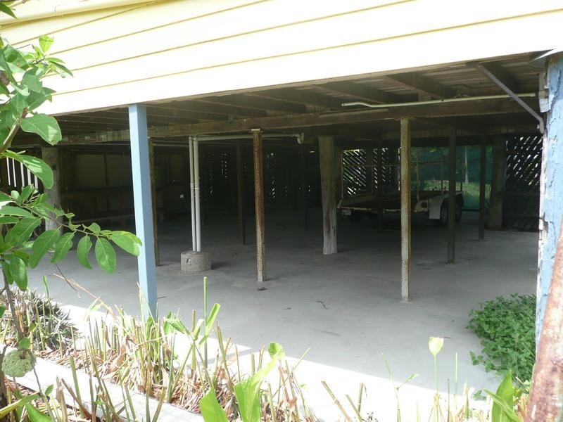 47 The Esplanade, Bowen QLD 4805