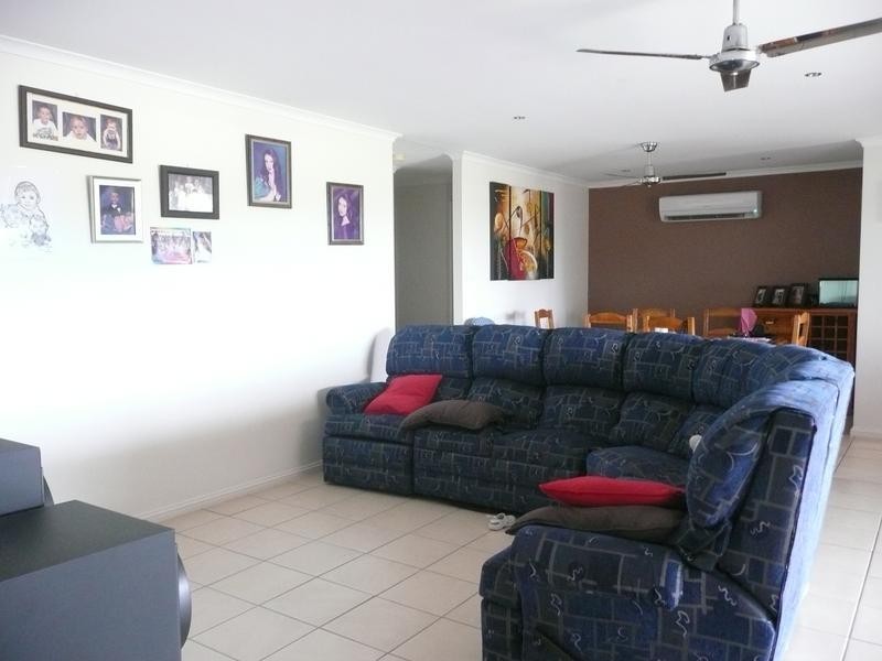 21 Hillview Place, Bowen QLD 4805