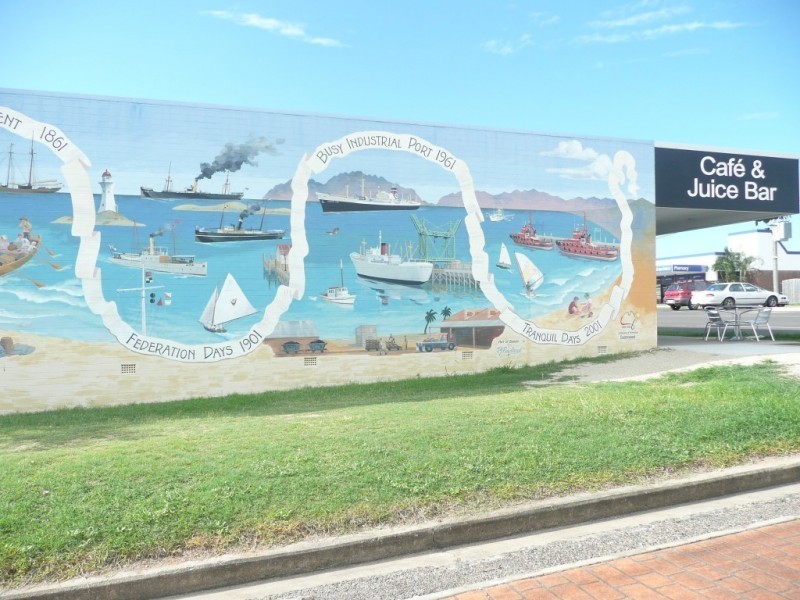17 Gregory Street, Bowen QLD 4805