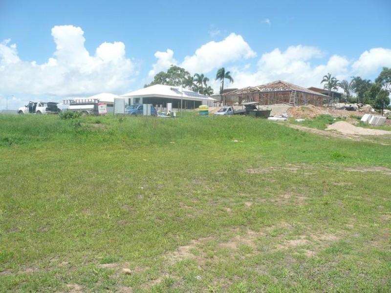 20 Silk Road, Bowen QLD 4805