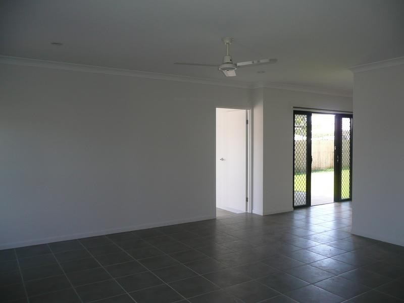 8 Nautilus Street, Bowen QLD 4805