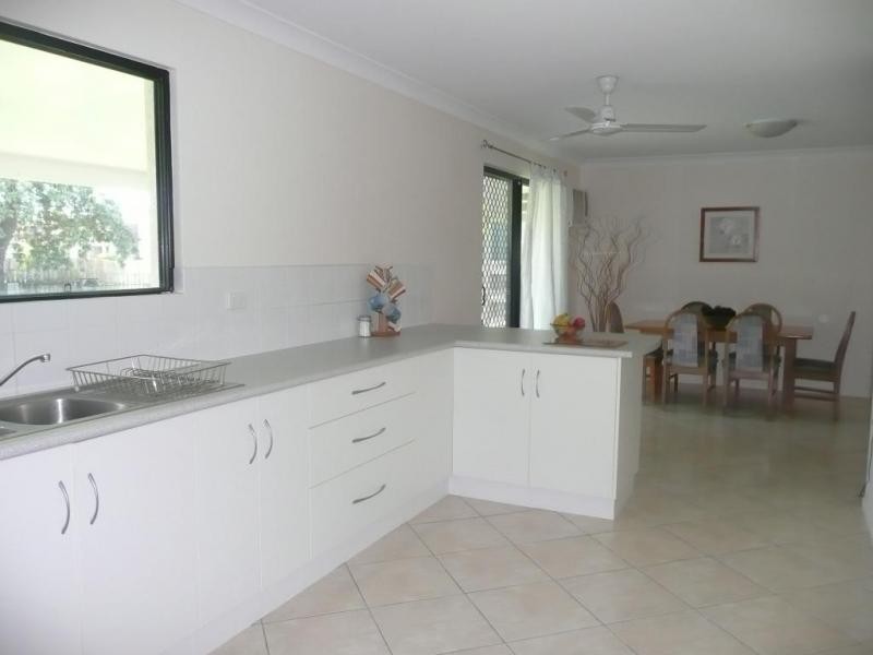 19 Hillview Place, Bowen QLD 4805