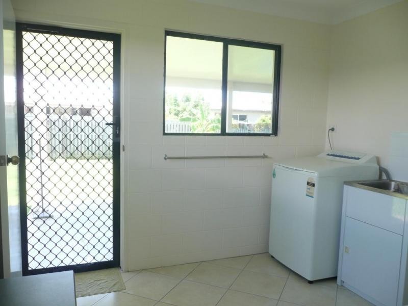 19 Hillview Place, Bowen QLD 4805
