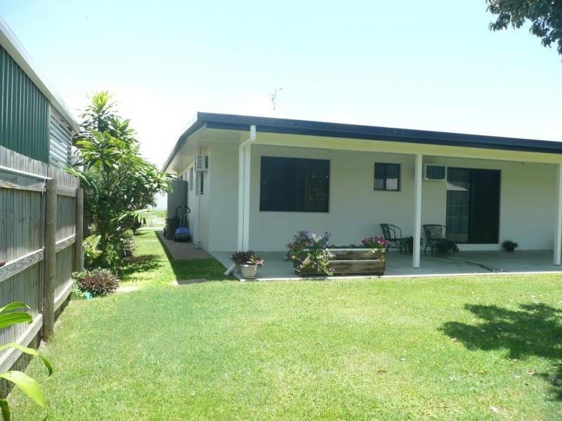 19 Hillview Place, Bowen QLD 4805