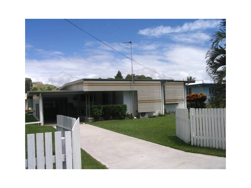 137 Herbert Street, Bowen QLD 4805