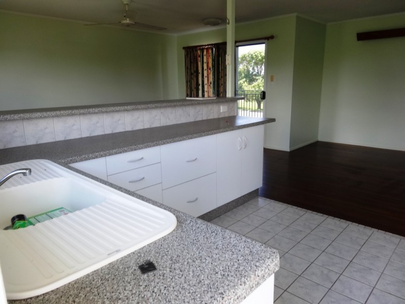 71 Tracey Street, Bowen QLD 4805