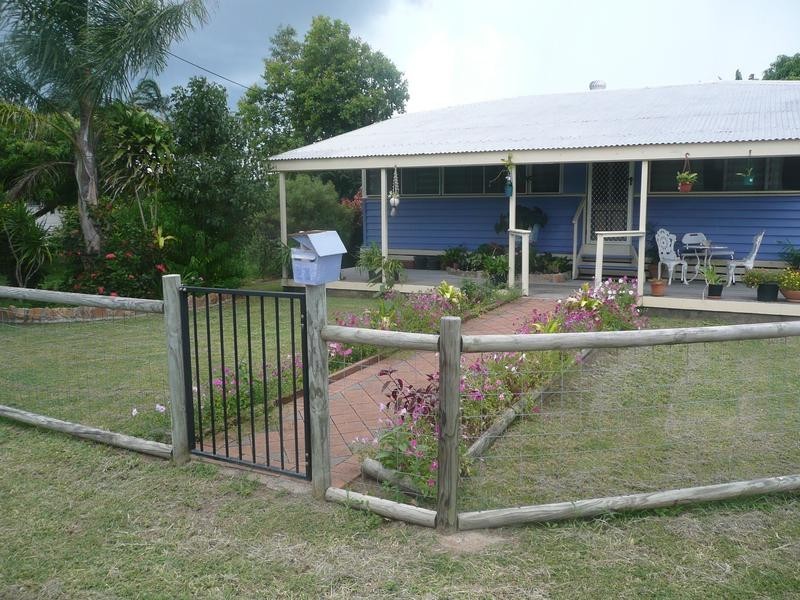 24 Creek Street, Bowen QLD 4805