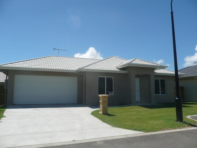 22 Seabreeze Crescent, Bowen QLD 4805