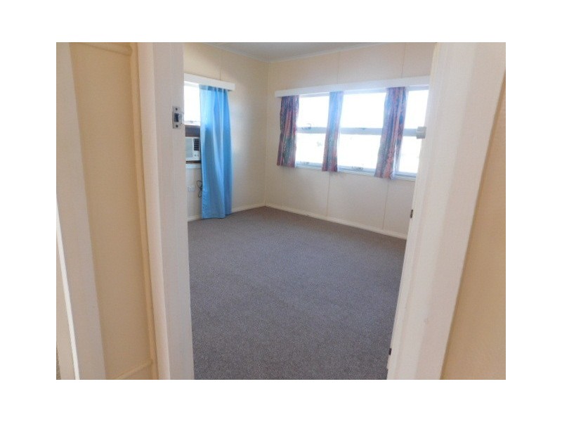 127 Herbert Street, Bowen QLD 4805