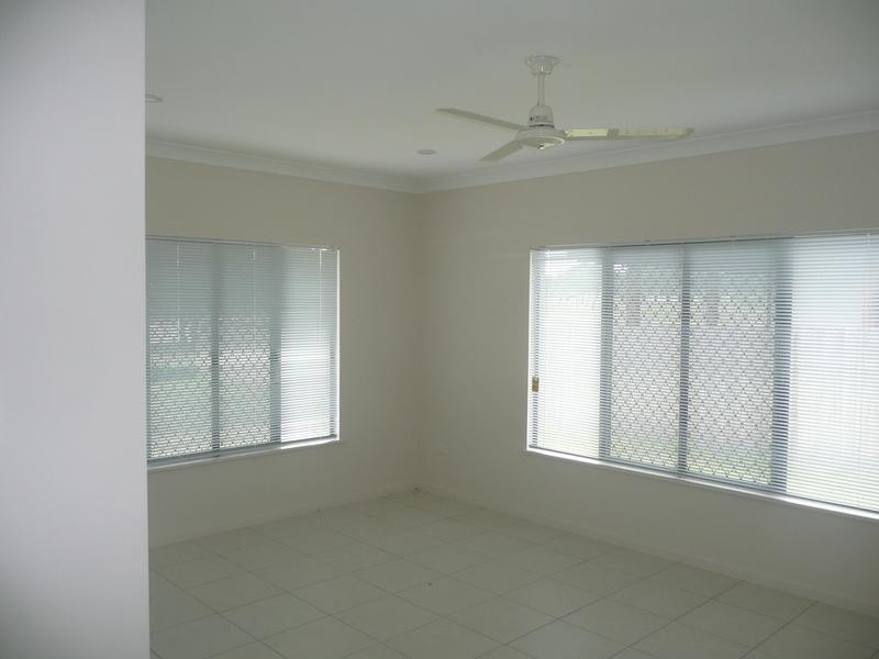 34 Scenic Drive, Bowen QLD 4805