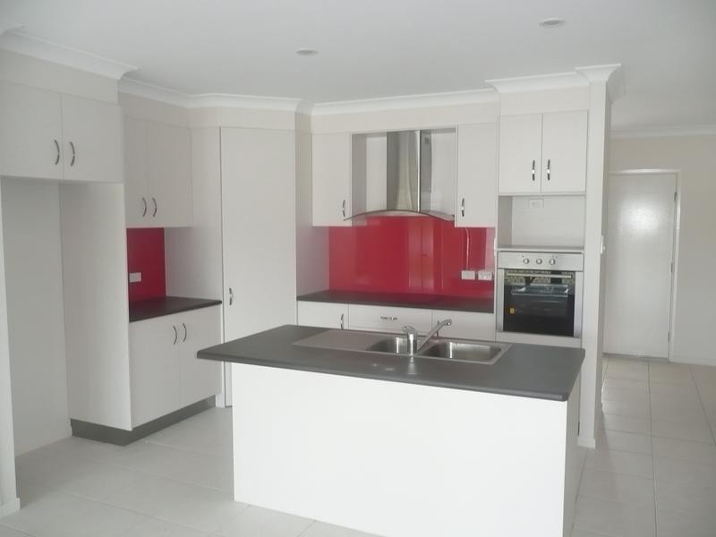 34 Scenic Drive, Bowen QLD 4805