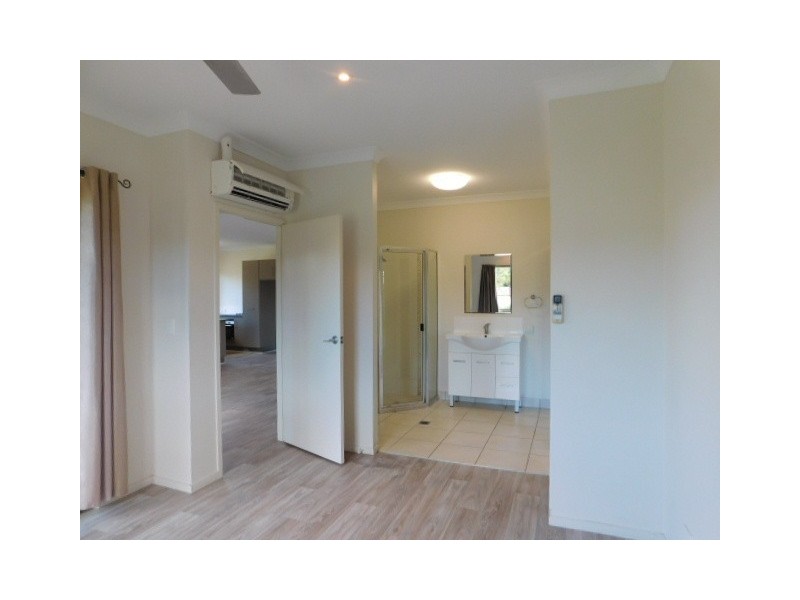 3/34 St Kilda Street, Bowen QLD 4805