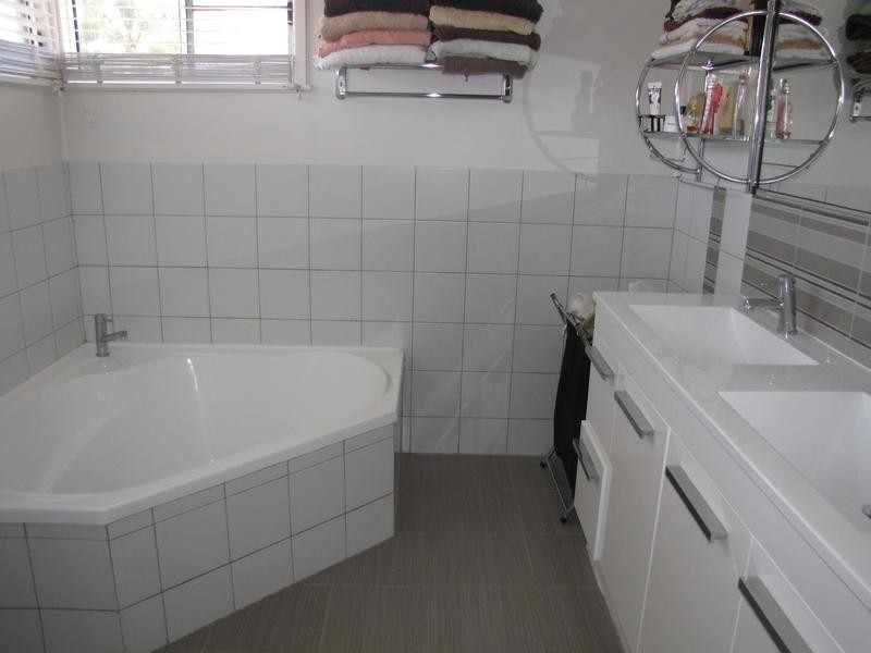 38 Whitsunday Street, Bowen QLD 4805