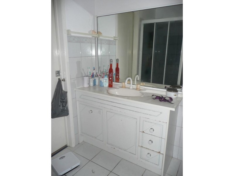 39 Coral Street, Bowen QLD 4805