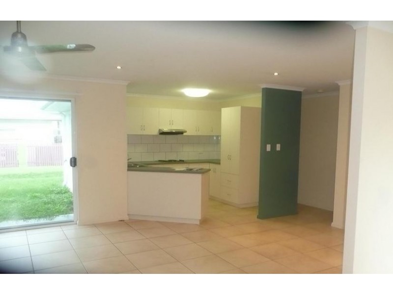 4 Allan Place, Bowen QLD 4805