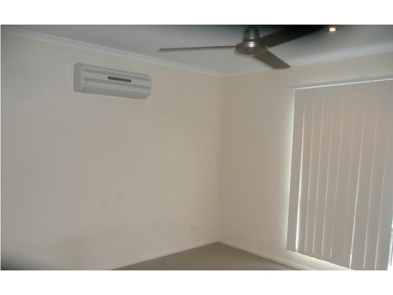 4 Allan Place, Bowen QLD 4805