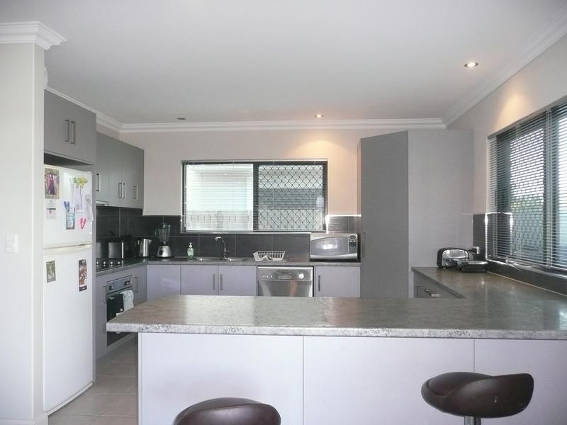 17 Lime Tree Court, Bowen QLD 4805