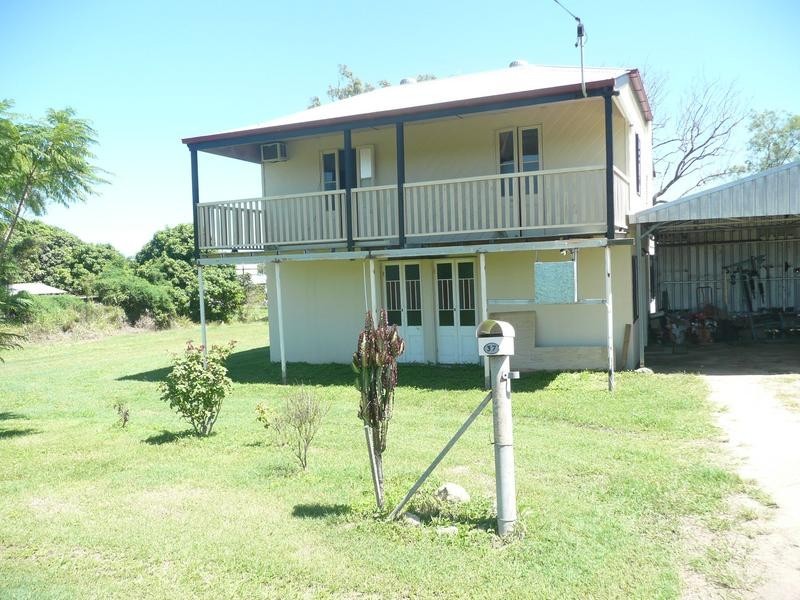 37 Station Street, Collinsville QLD 4804
