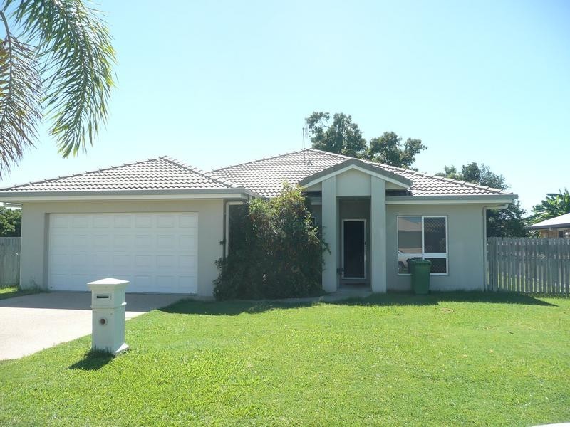 8 Lucinda Place, Bowen QLD 4805