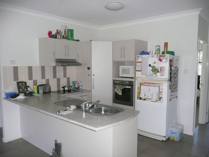 8 Lucinda Place, Bowen QLD 4805