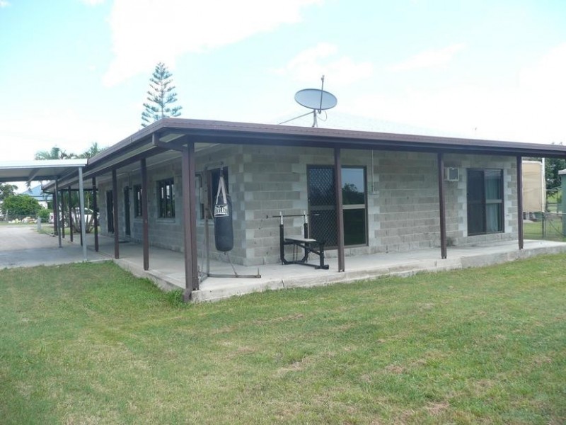 54 Lascelles Street, Bowen QLD 4805