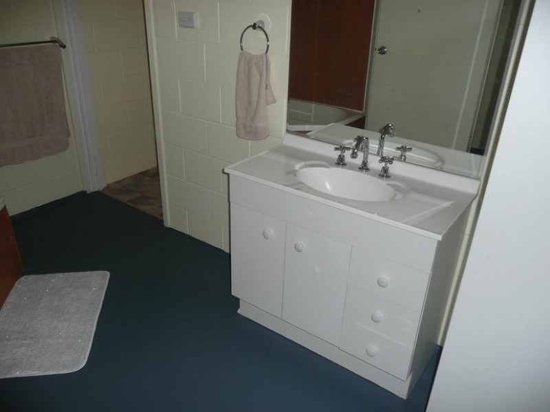 54 Lascelles Street, Bowen QLD 4805