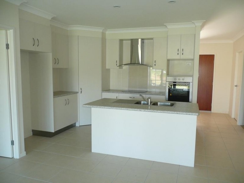 26 Scenic Drive, Bowen QLD 4805