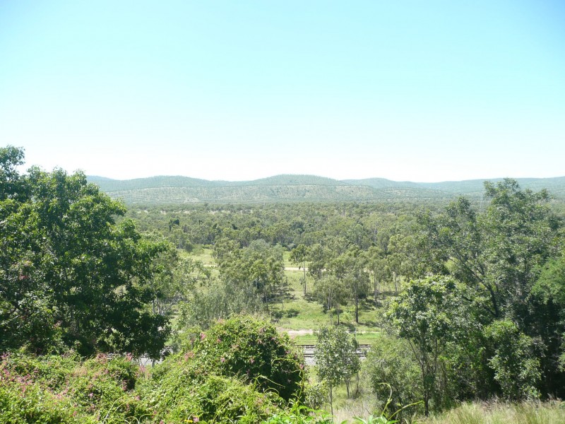 96 Station Street, Collinsville QLD 4804