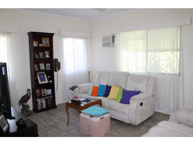 96 Station Street, Collinsville QLD 4804