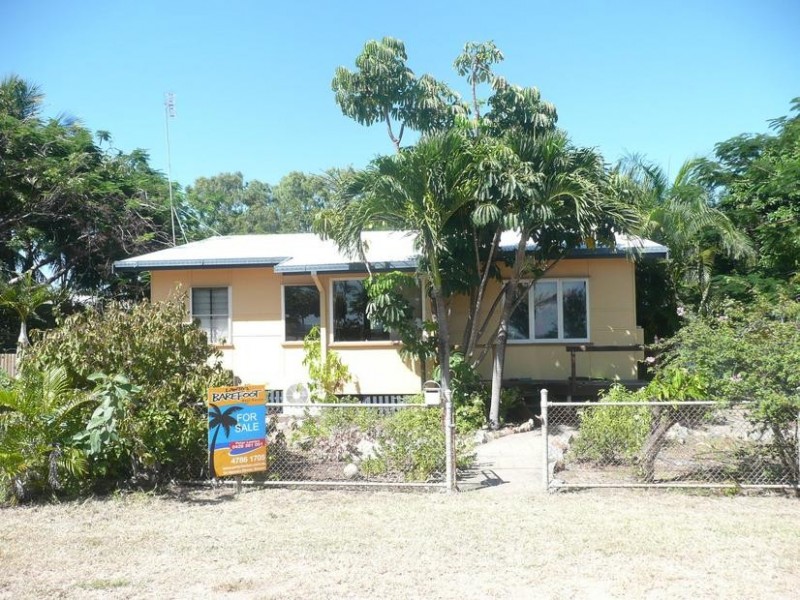 81 Horseshoe Bay Road, Bowen QLD 4805