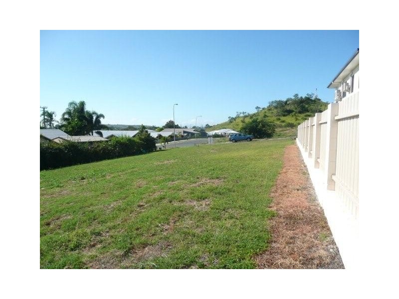 8 Tynwald Avenue, Bowen QLD 4805