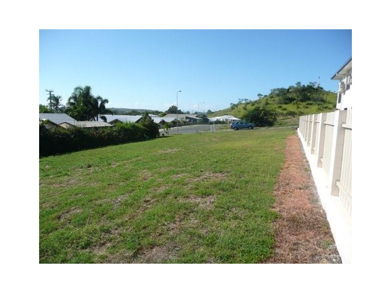 8 Tynwald Avenue, Bowen QLD 4805