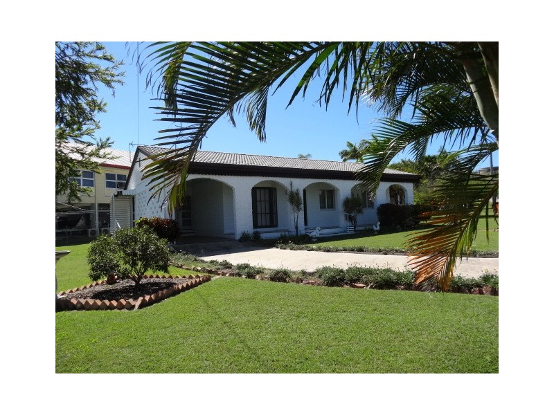 16 Denison Street, Bowen QLD 4805