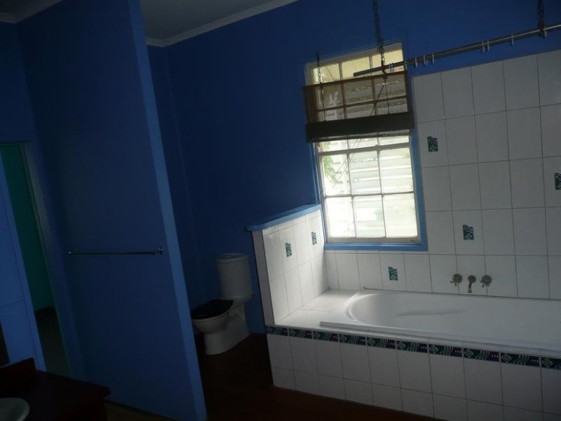 68 Tracey Street, Bowen QLD 4805