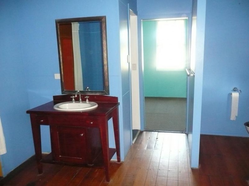 68 Tracey Street, Bowen QLD 4805