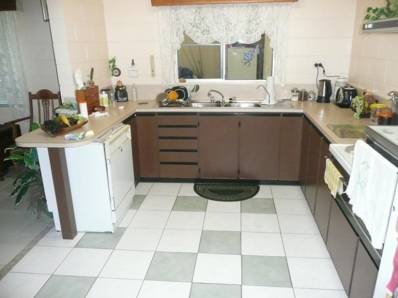 26 Ninth Avenue, Scottville QLD 4804