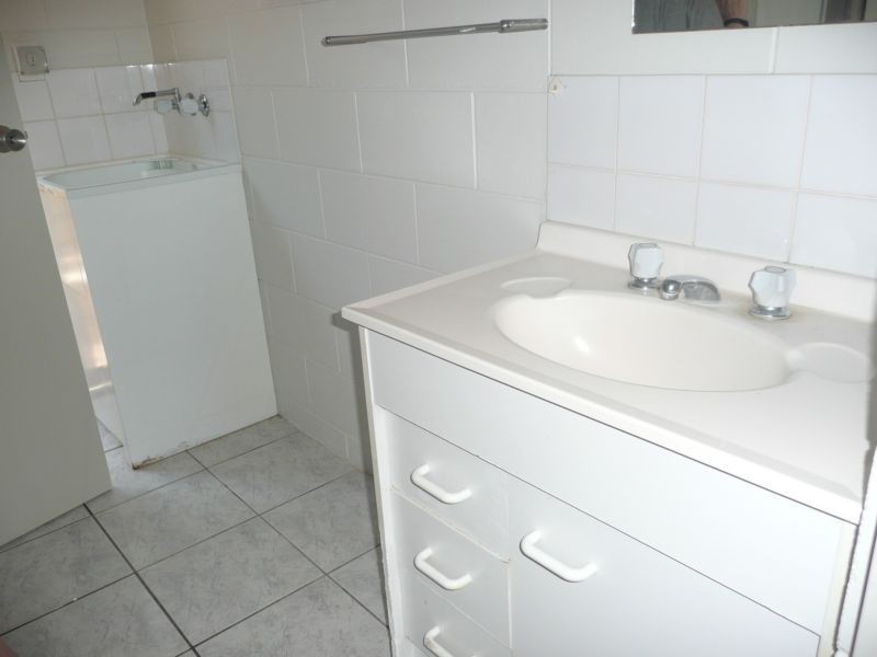 3/41 Crofton Street, Bowen QLD 4805