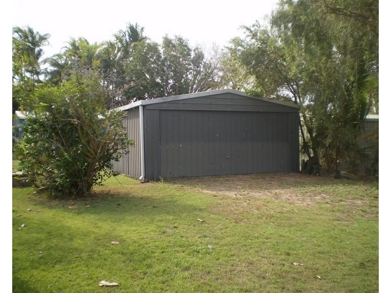 42 Field Street, Bowen QLD 4805