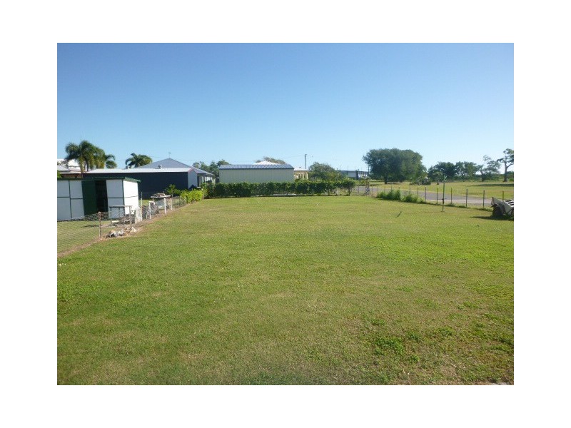2 George Street, Bowen QLD 4805