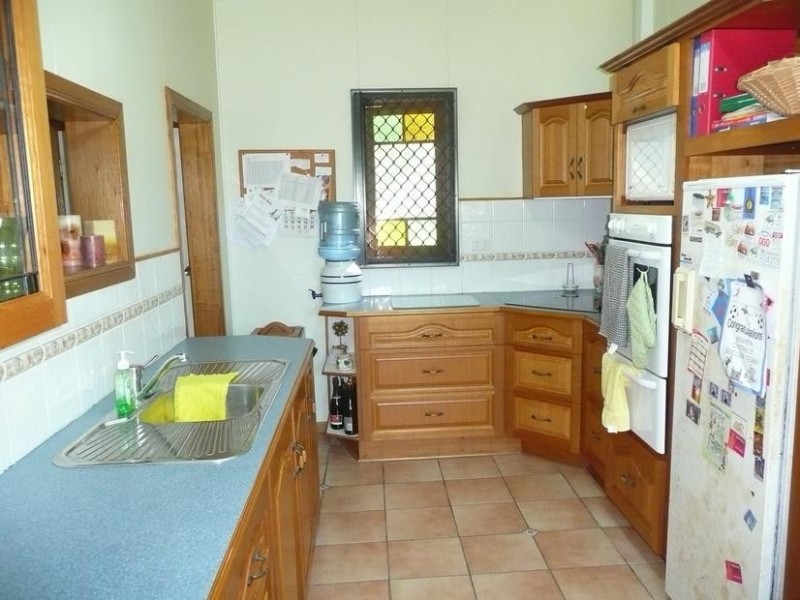 74 Poole Street, Bowen QLD 4805